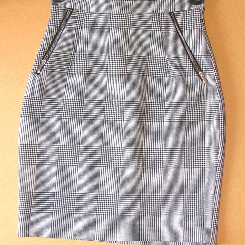 H&M Pencil Skirt